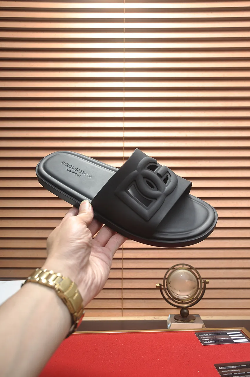 Men's shoes 💰280 [D&G] High-end quality Product trademark: DG "Dolce & Gabban*" slippers, Product material: Imported cowhide upper, original air cushion outsole, regular size: 38-45